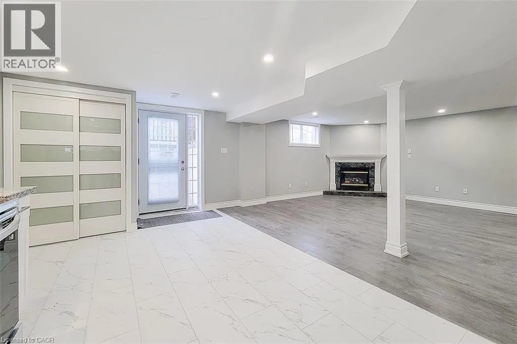 1654 UPPER WELLINGTON Street Unit# LOWER LEVEL