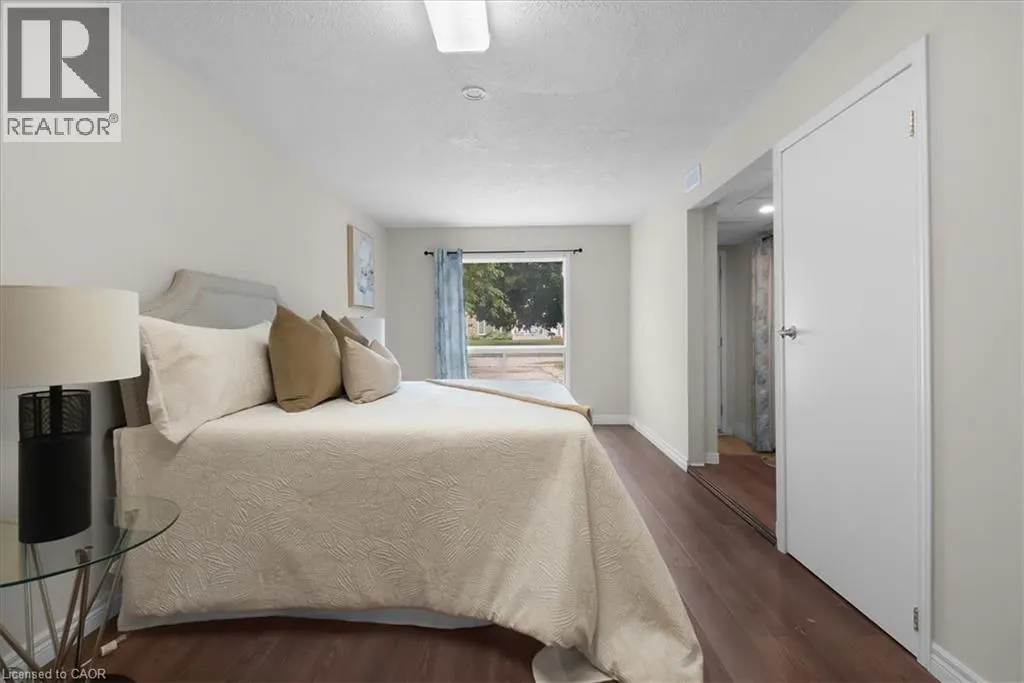 421 BAIRSTOW Crescent