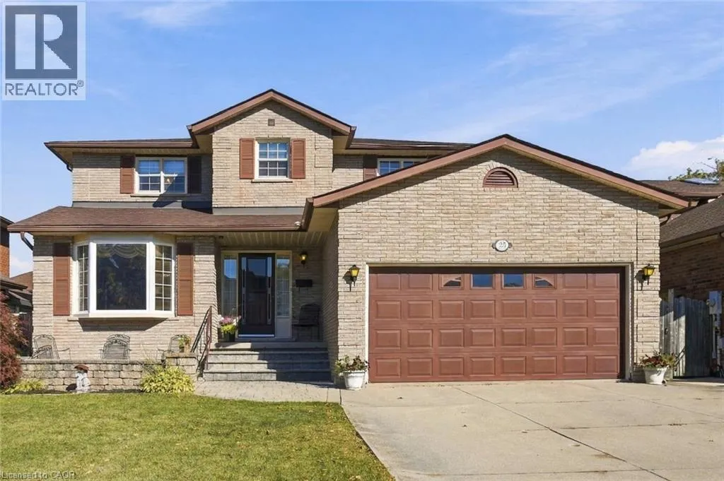 25 CANDOR Crescent