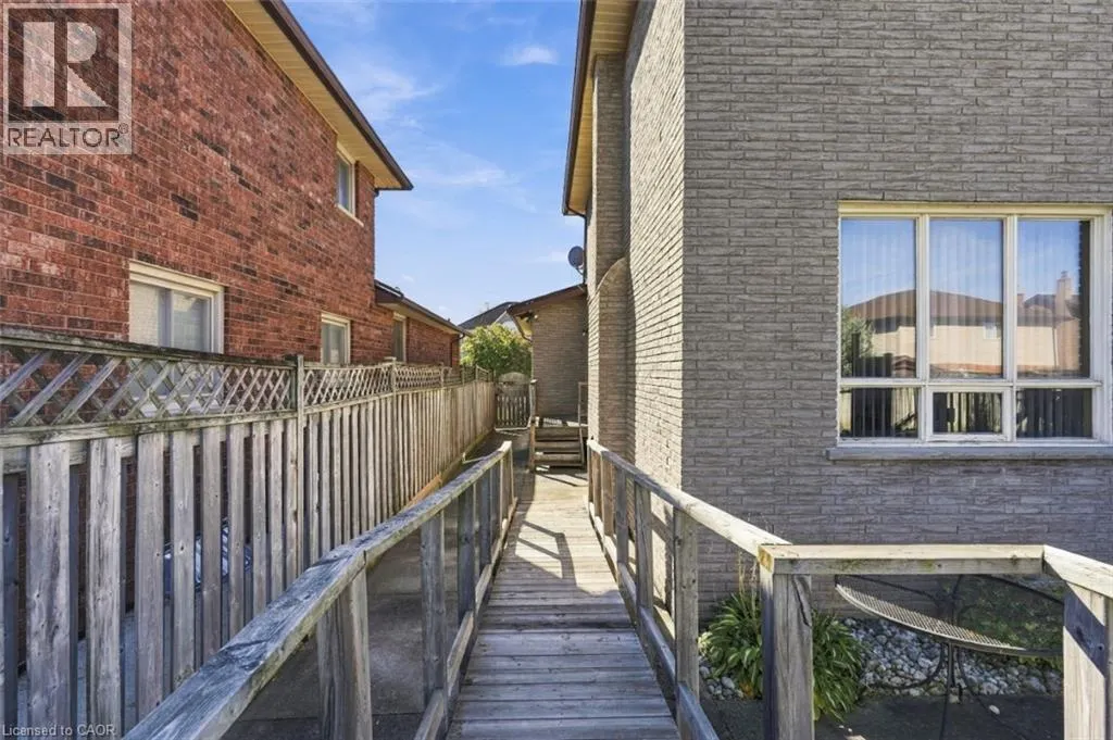 25 CANDOR Crescent