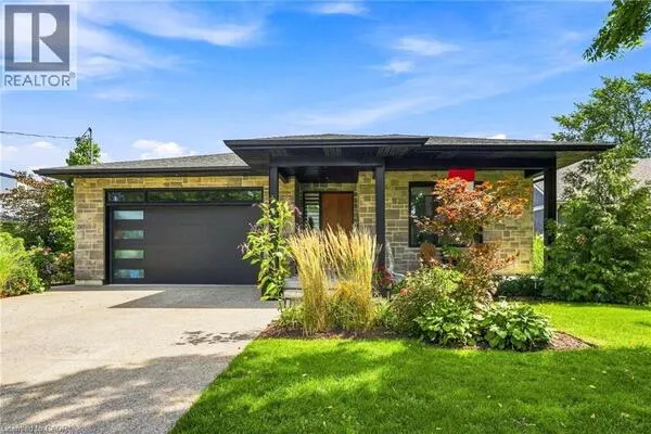 42 CARLTON Avenue