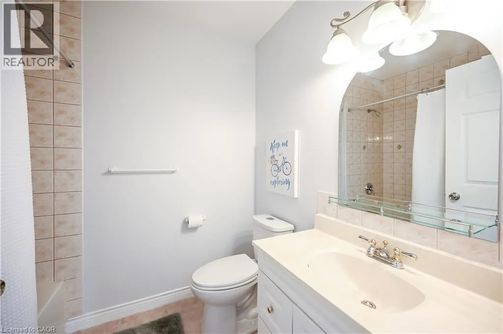 296 WINTERBERRY Drive Unit# Lower #Lower
