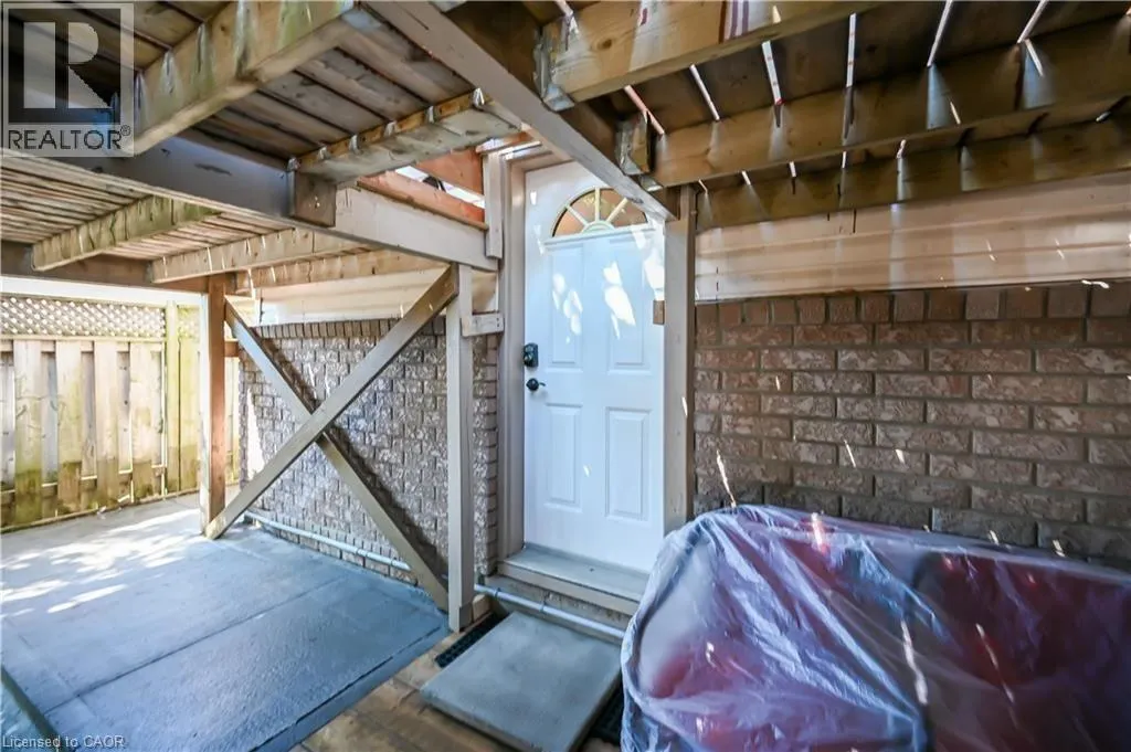 296 WINTERBERRY Drive Unit# Lower #Lower