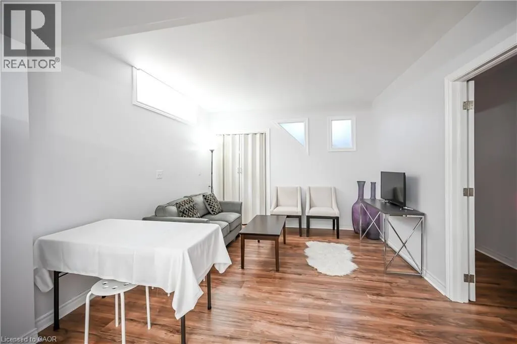 296 WINTERBERRY Drive Unit# Lower #Lower