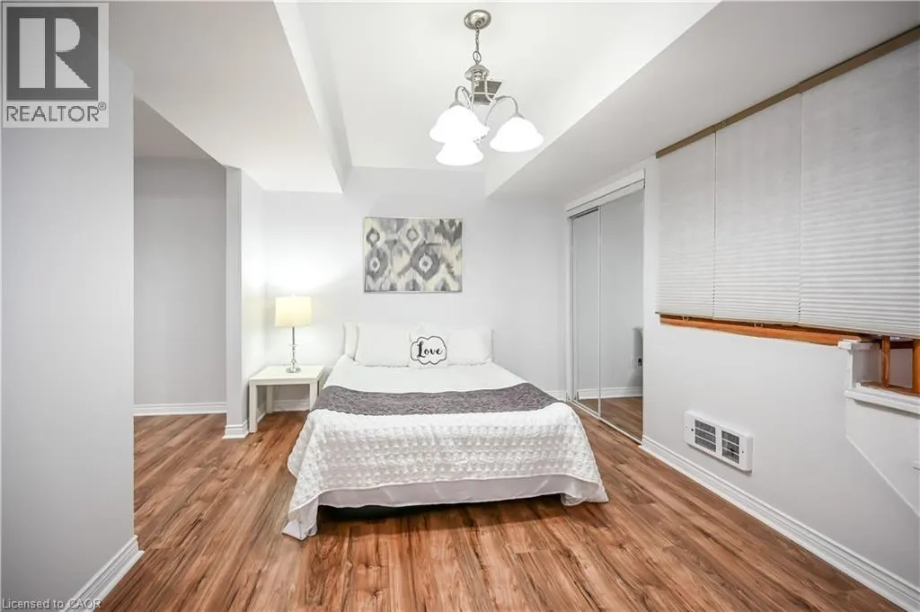 296 WINTERBERRY Drive Unit# Lower #Lower