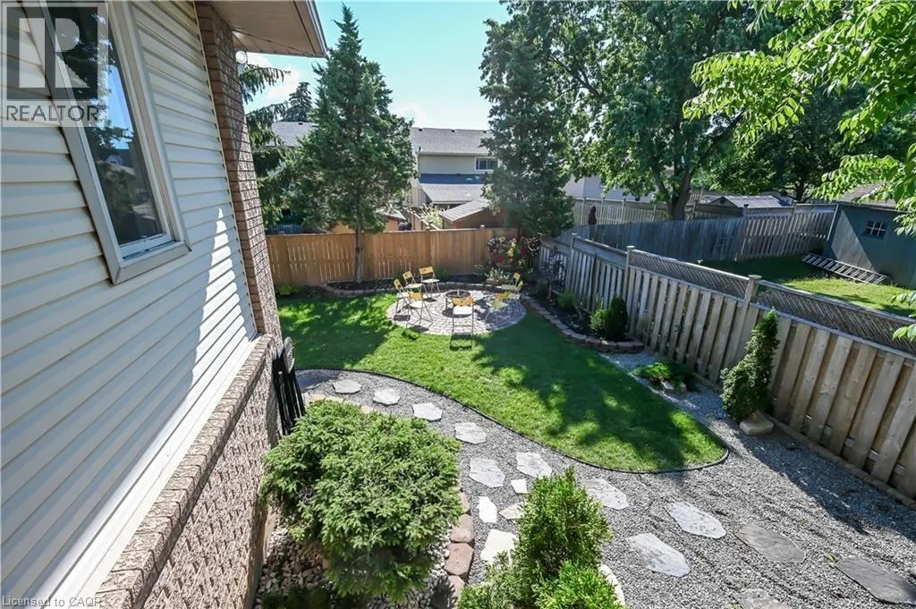 296 WINTERBERRY Drive Unit# Lower #Lower