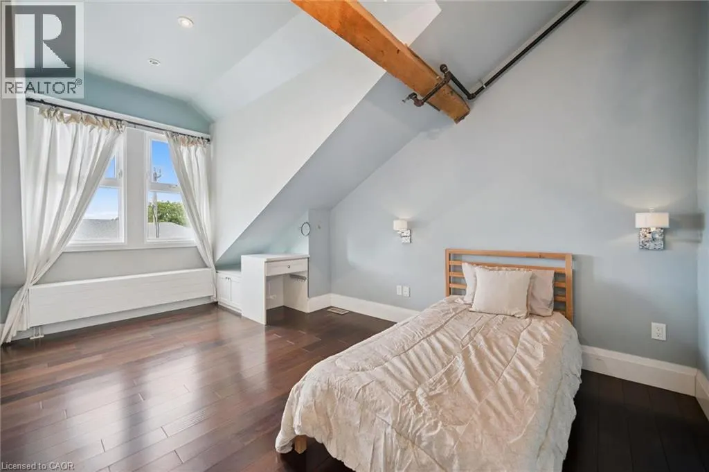 25 CONCESSION Street Unit# 204 #204