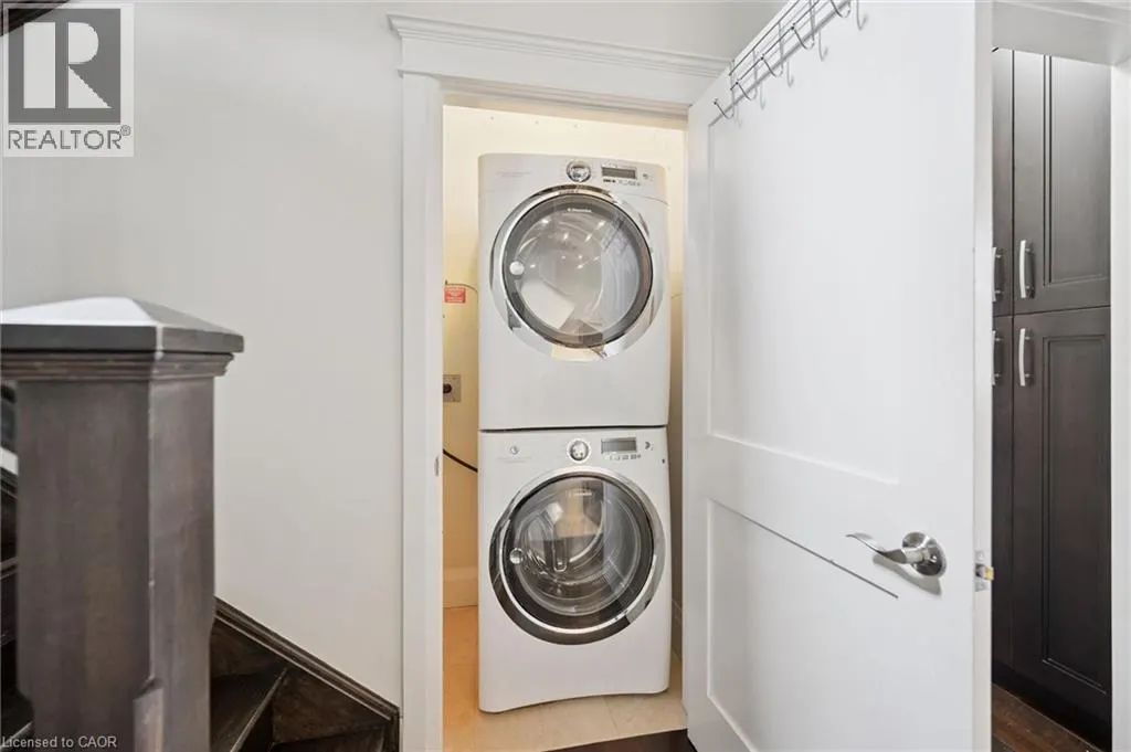 25 CONCESSION Street Unit# 204 #204