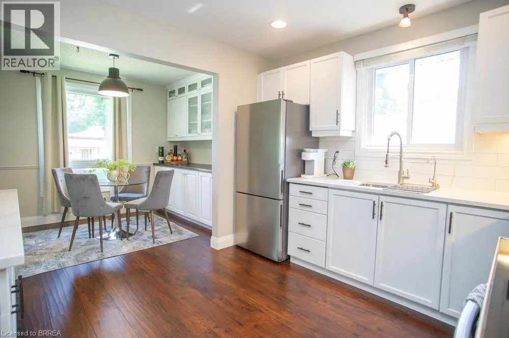 27 MYRTLEVILLE Drive