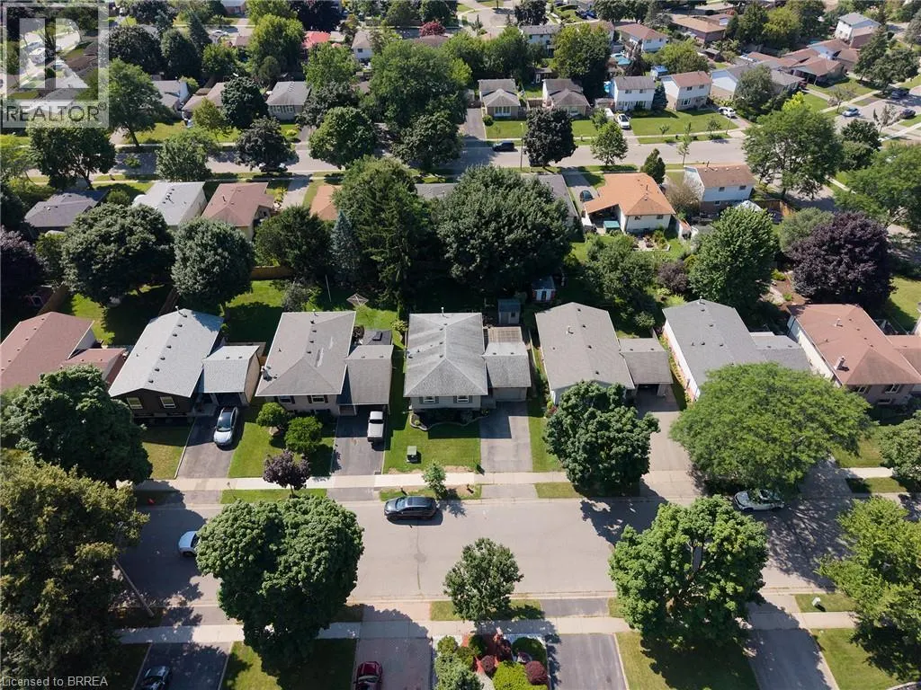 27 MYRTLEVILLE Drive