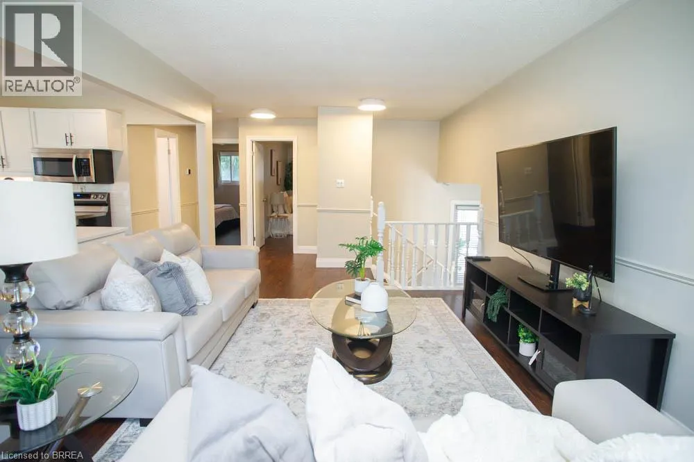 27 MYRTLEVILLE Drive