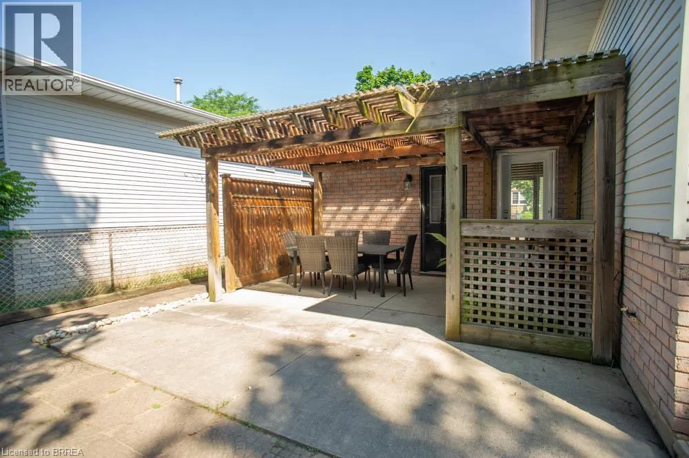 27 MYRTLEVILLE Drive