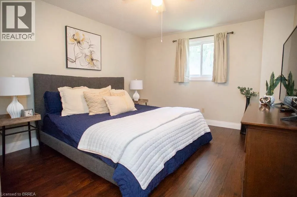 27 MYRTLEVILLE Drive
