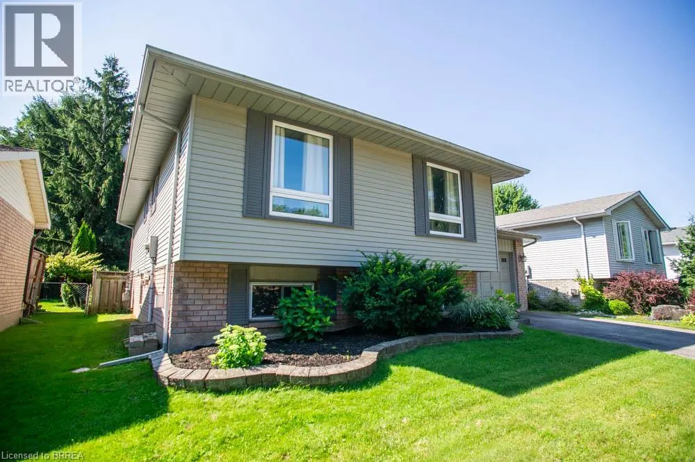 27 MYRTLEVILLE Drive