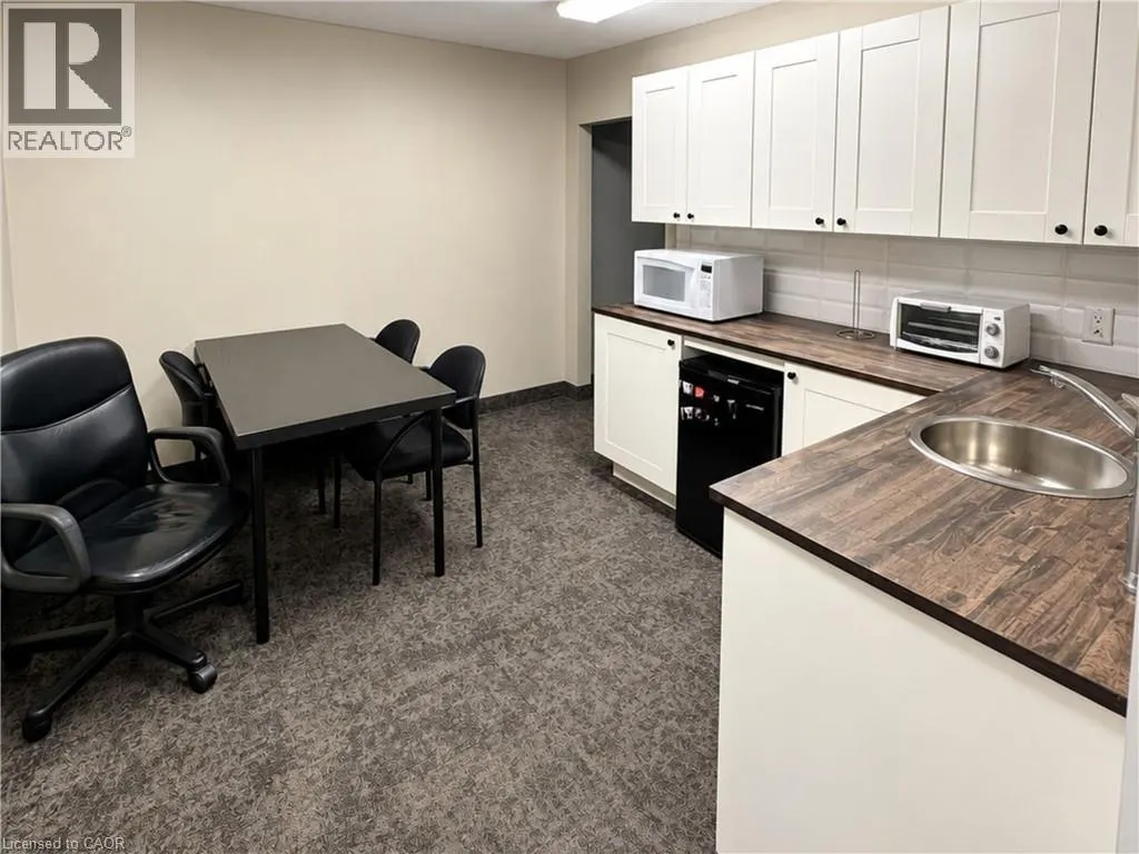 660 FENNELL Avenue E Unit# 2 #2