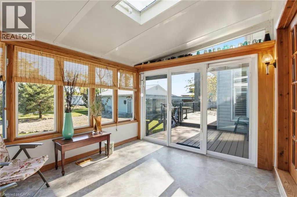 1022 LAKESHORE Road