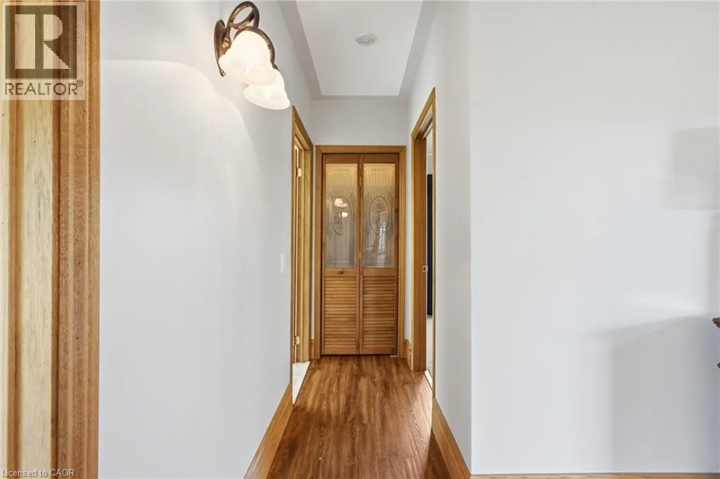 1022 LAKESHORE Road