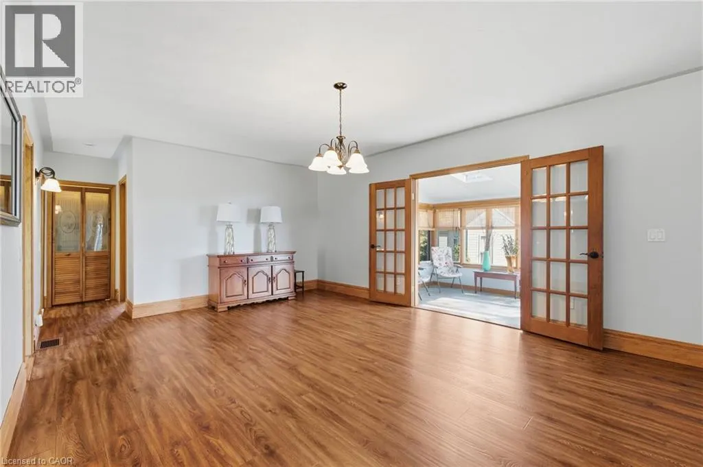 1022 LAKESHORE Road