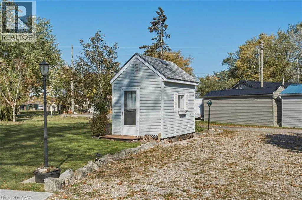 1022 LAKESHORE Road