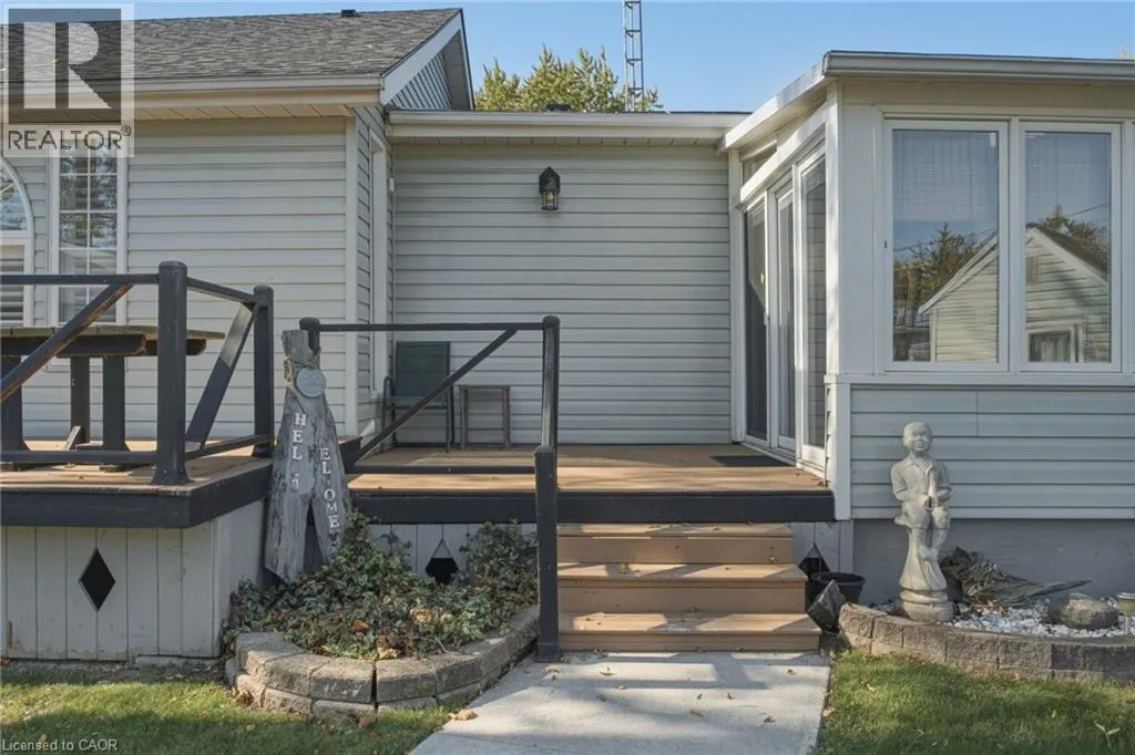 1022 LAKESHORE Road