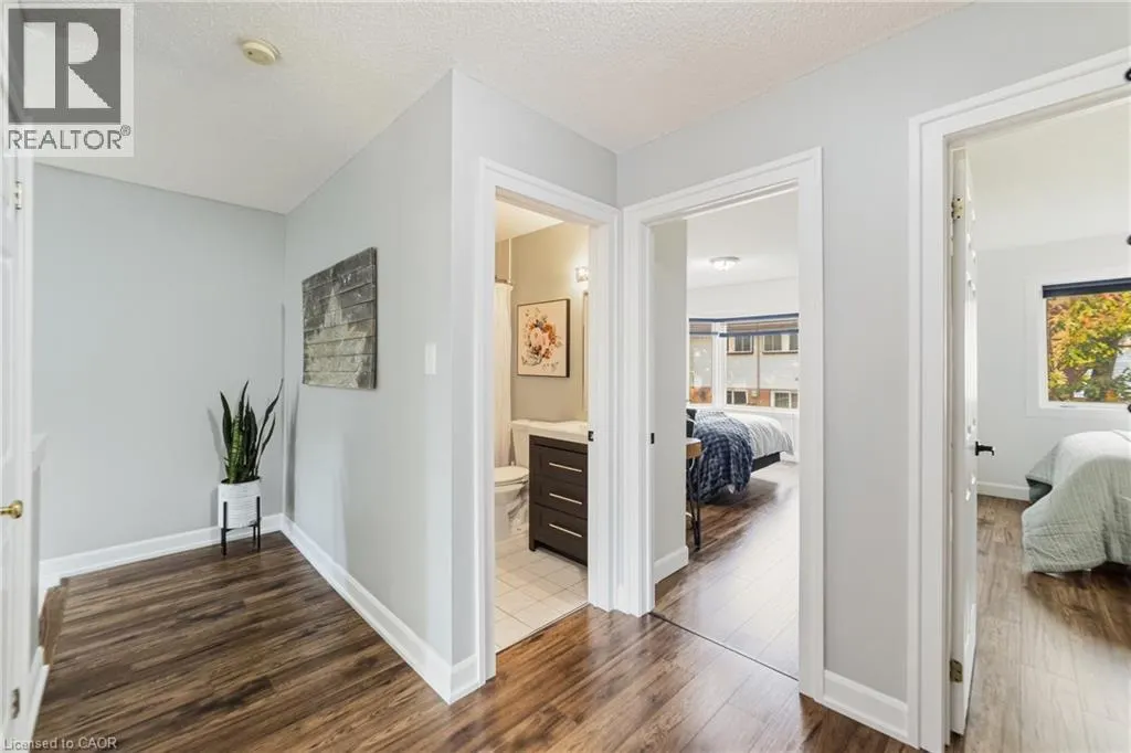 1335 GUELPH Line Unit# 6 #6
