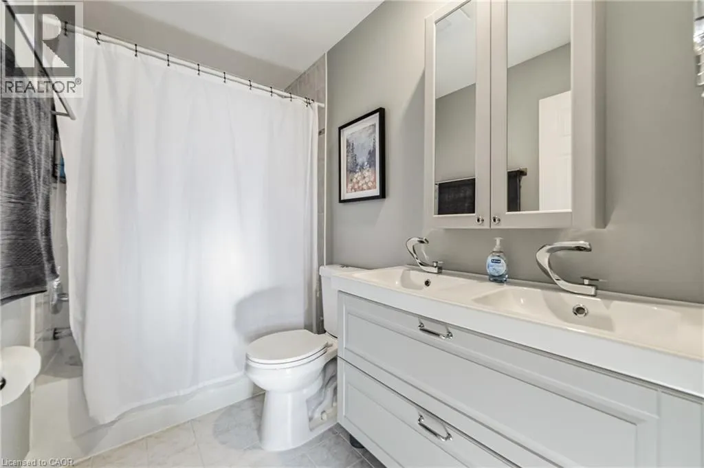 1335 GUELPH Line Unit# 6 #6