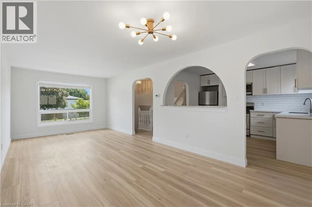3 PRIDEAUX Street