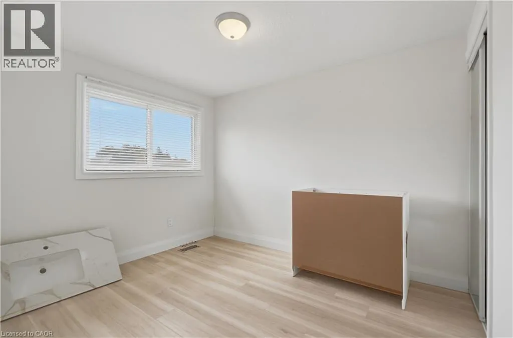 3 PRIDEAUX Street