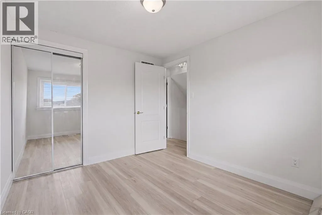 3 PRIDEAUX Street