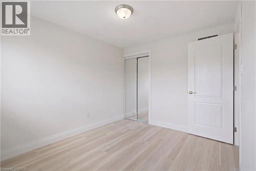 3 PRIDEAUX Street
