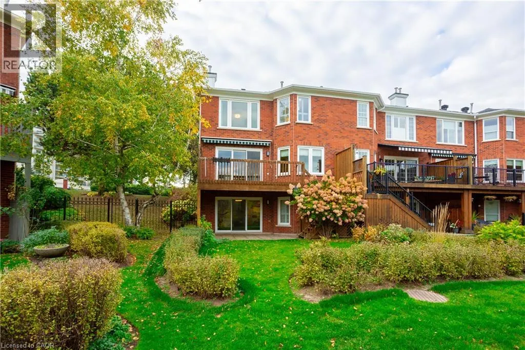 80 FAIRWOOD Place W