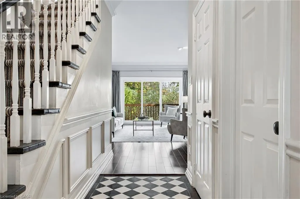80 FAIRWOOD Place W
