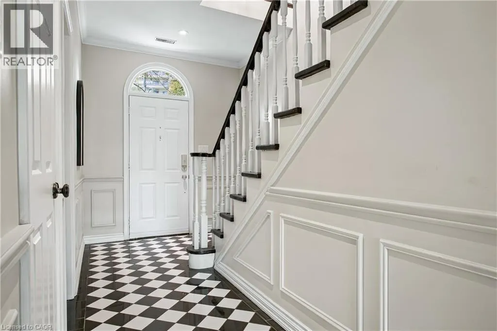 80 FAIRWOOD Place W