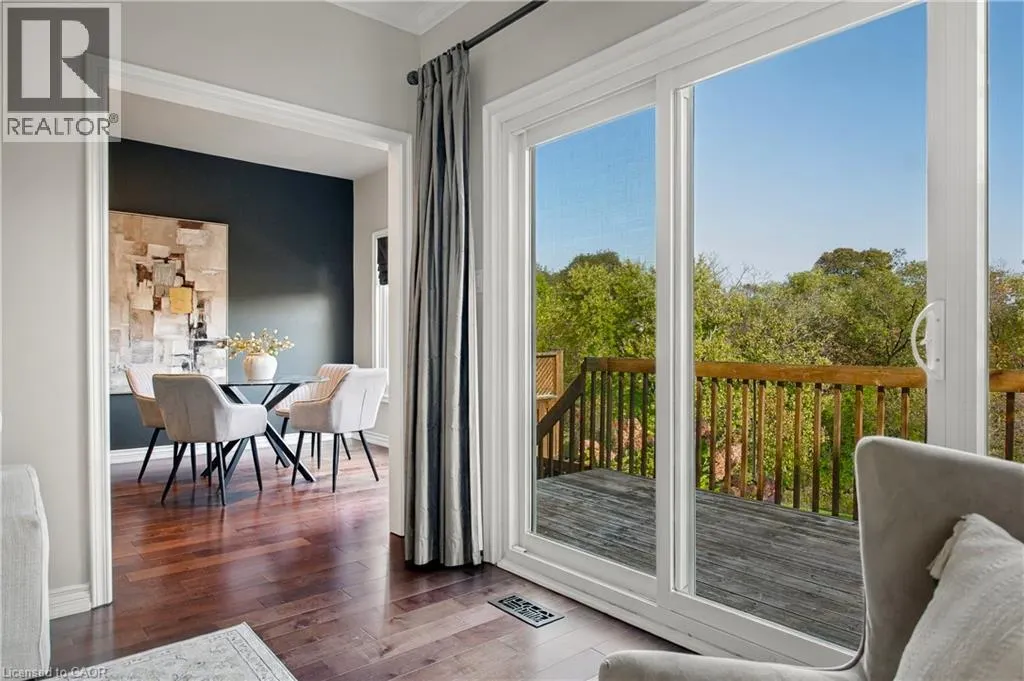 80 FAIRWOOD Place W