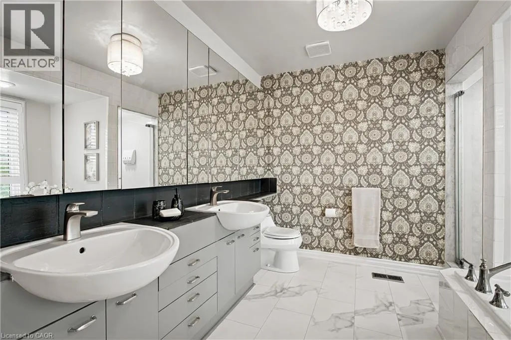 80 FAIRWOOD Place W