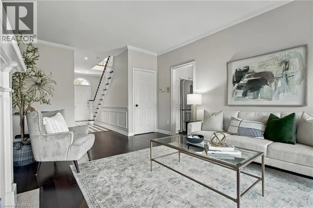 80 FAIRWOOD Place W