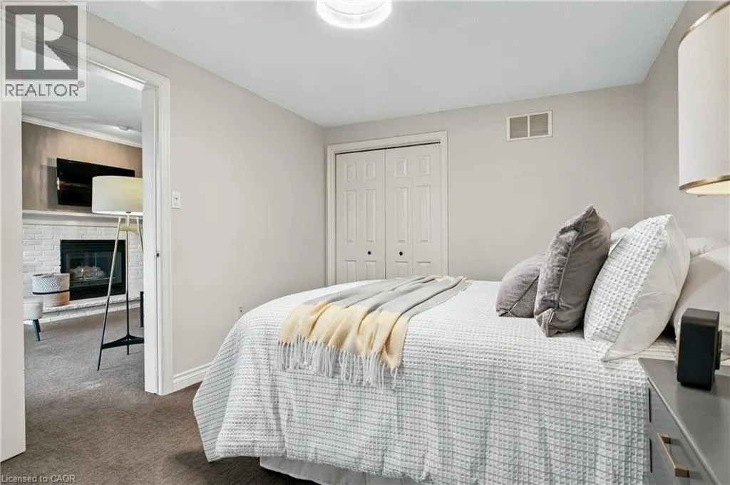 80 FAIRWOOD Place W