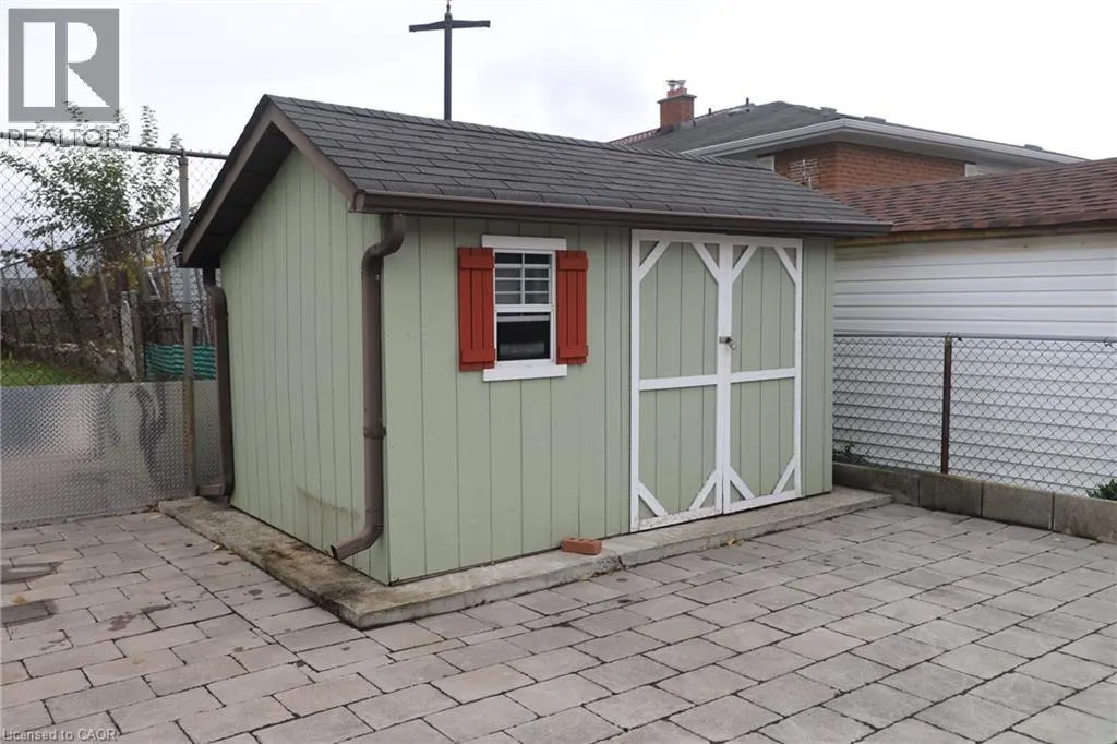 54 PETIOLE Road