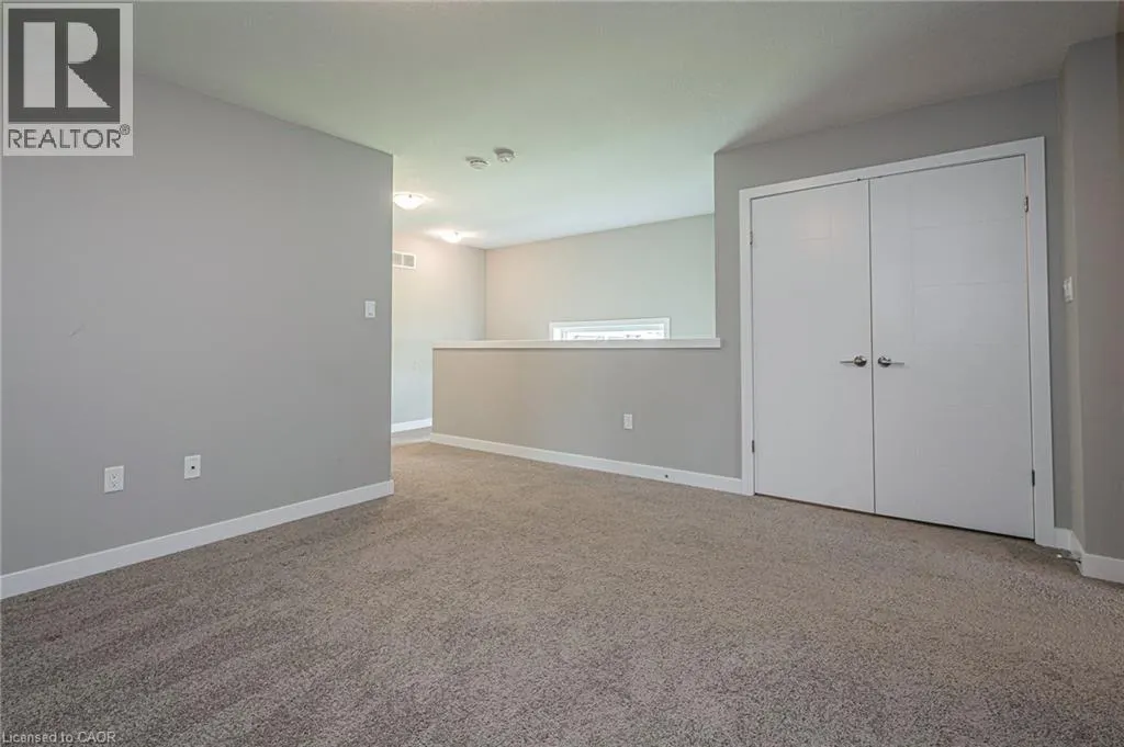 877 ROBERT FERRIE Drive