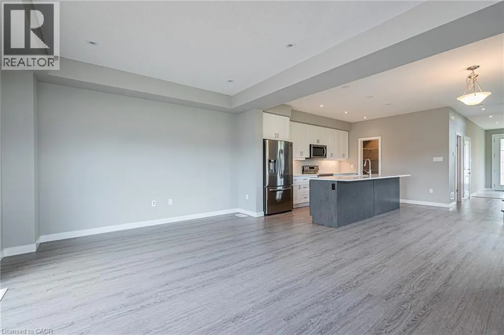 877 ROBERT FERRIE Drive