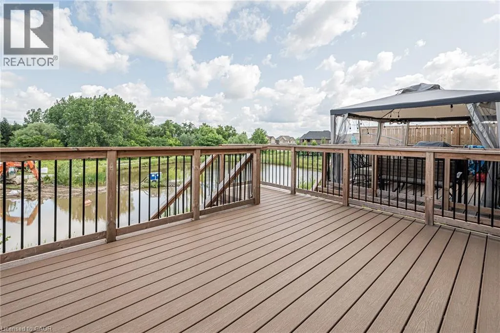 877 ROBERT FERRIE Drive