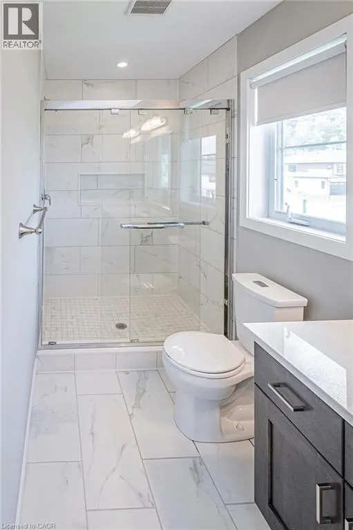877 ROBERT FERRIE Drive