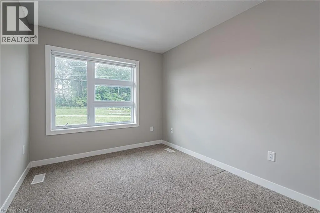 877 ROBERT FERRIE Drive