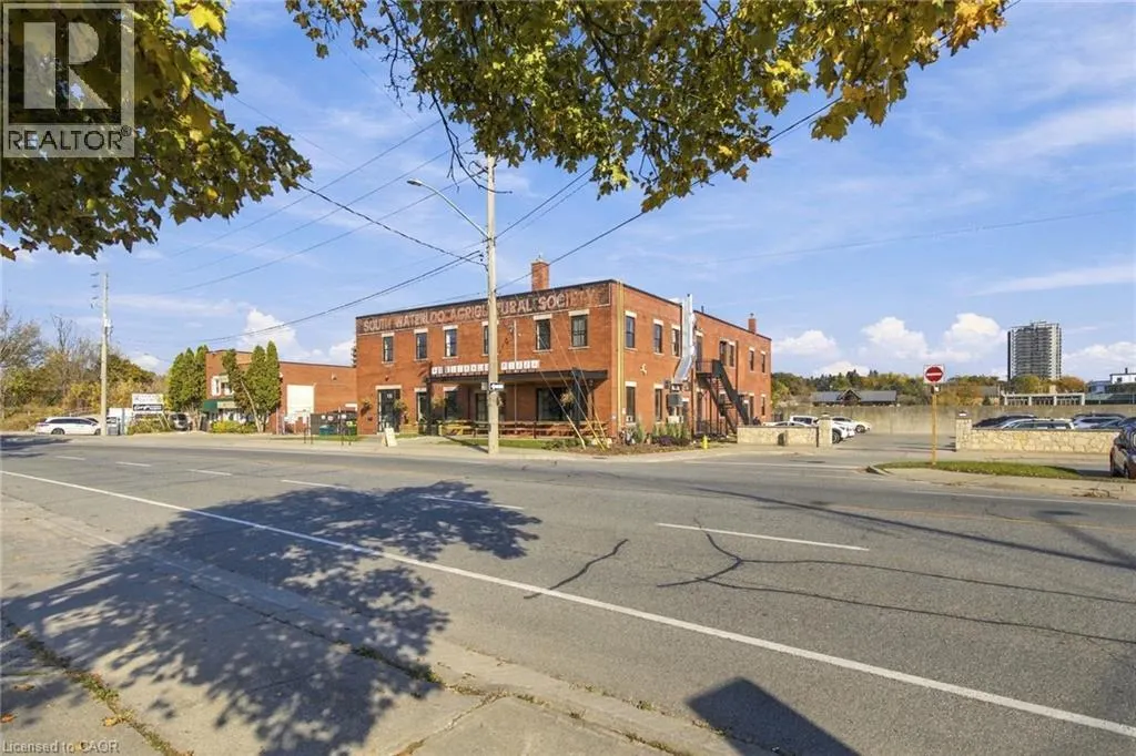 135 GEORGE Street N Unit# 202 #202