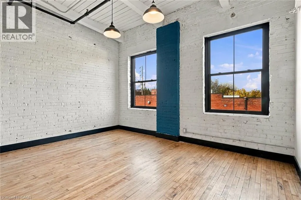 135 GEORGE Street N Unit# 202 #202