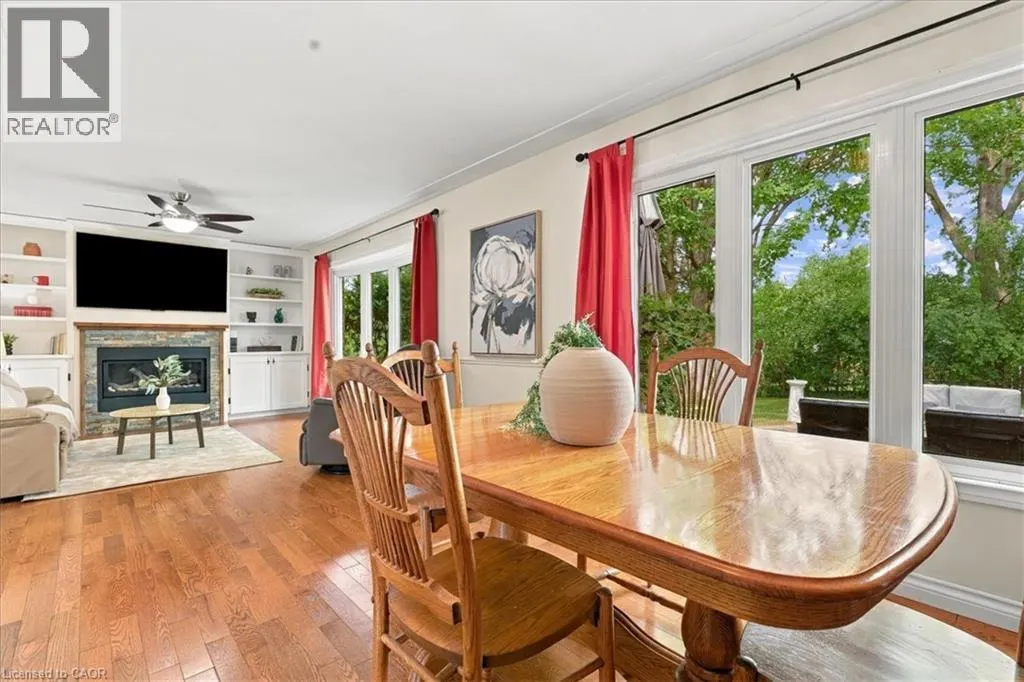 38 LYLE Place