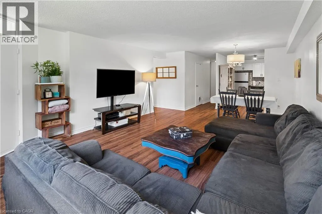 81 MILLSIDE Drive Unit# 206 #206