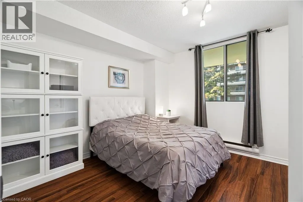 81 MILLSIDE Drive Unit# 206 #206