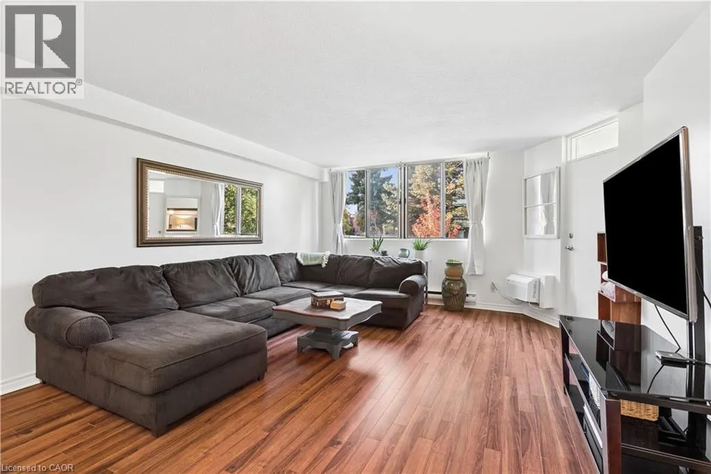81 MILLSIDE Drive Unit# 206 #206
