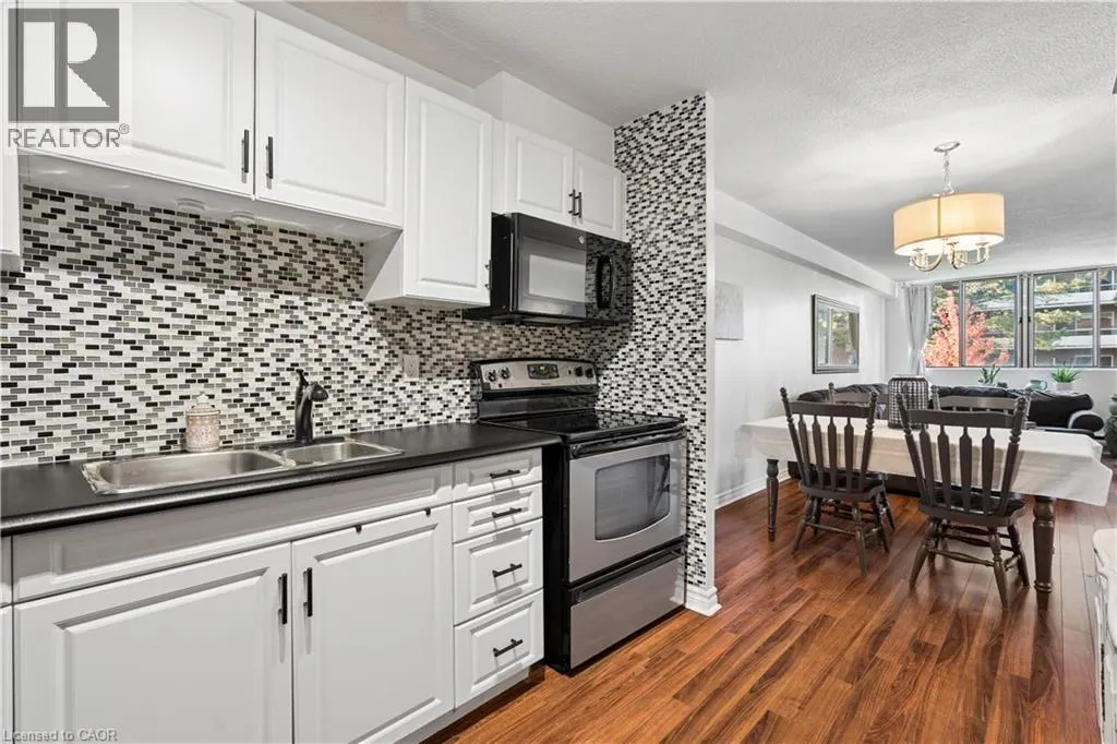 81 MILLSIDE Drive Unit# 206 #206
